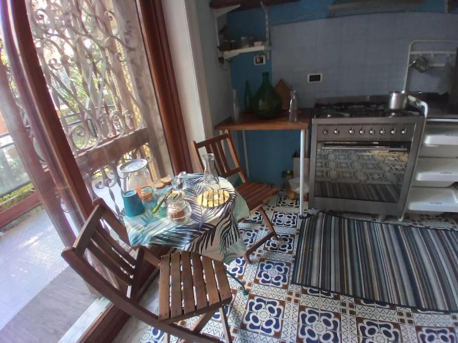 Bed and Breakfast Casa Del Capitano Neapel Exterior foto